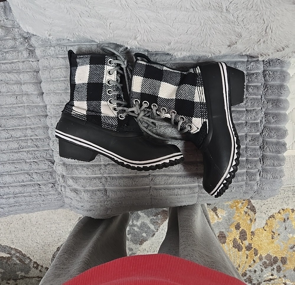 Sorel Women's Buffalo Plaid Lace-Up Waterproof Winter Boots